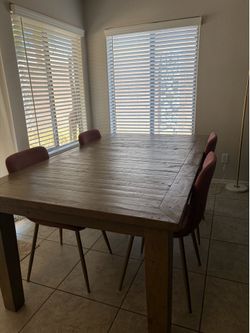 Wood Table with 4 chairs