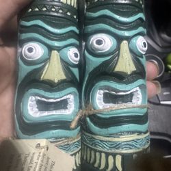 Tiki Salt And Pepper Shaker 