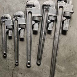 SCHICK PIPE  WRENCH 