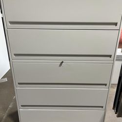 Haworth lateral File  5 Drawers
