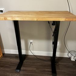 Adjustable table for study