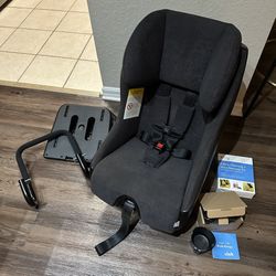Clek Foonf Convertible Car Seat (birth-65lbs) with Accessories