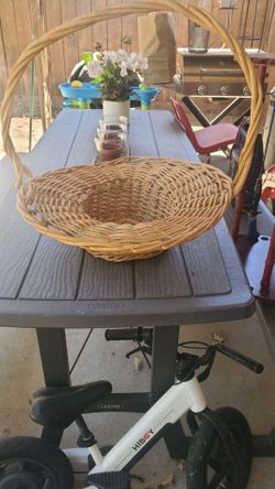 Large very nice basket