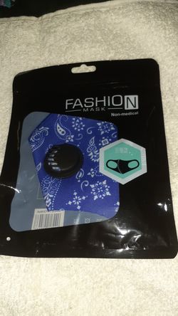 Mask with filter.
