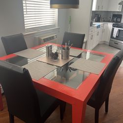 Dining Room Table 