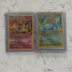Charizard and Venusaur pokemon cards
