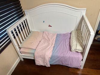 Crib and mattress