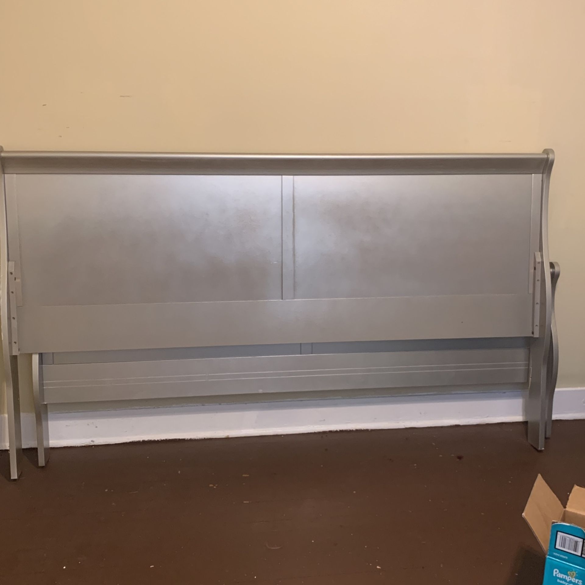 King Bed Room Set MUST GO 400