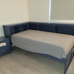 Twin bedroom set