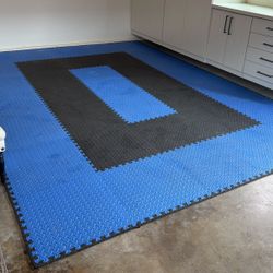 Rubber Work Out Pad. 