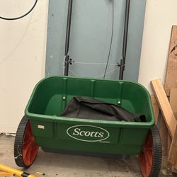 Fertilizer Wagon