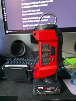 Milwaukee M12 Cordless Work Light