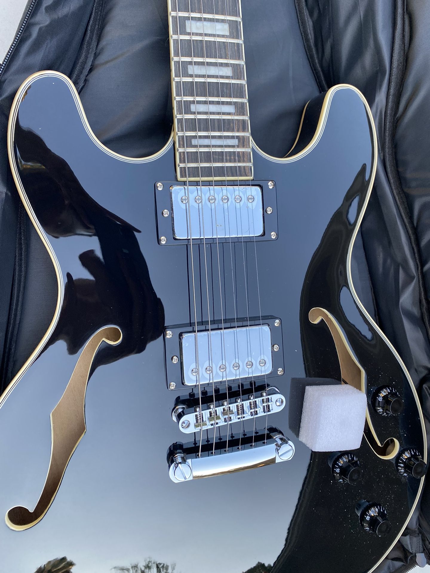 NEW Indio by Monoprice Boardwalk Semi Hollow Body Electric Guitar with Gig Bag - Black