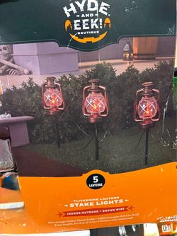 New Hyde and EEK! Boutique Flickering Lantern Stake Lights. Read description 1st