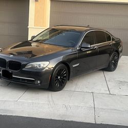2012 BMW 7 Series