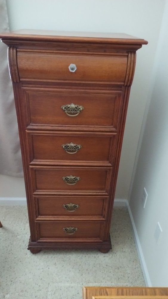 6 Drawer Chest