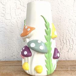  GUGUGO VASE  ($15.00 Each)🌷 Both For $30.00🌸Please Read Description 🌷  GUGUGO Is The Name Brand 