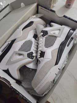 Air Jordan 4 Retro White Cement Sneakers