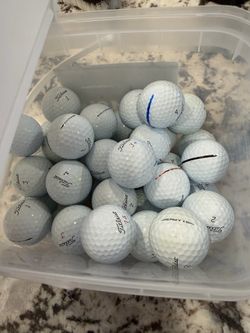Titleist ProV1 & ProV1x Box of 40