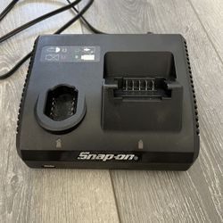 Snap On Tools 14.4v And 18v Dual Charger 