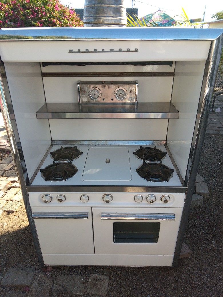 VINTAGE GAS STOVE/OVEN - COOK CENTER 