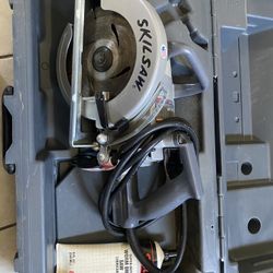 7 1/4 Inch Worm Drive Skill Saw