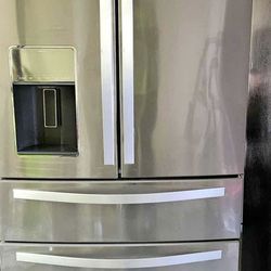 Whirlpool Refrigerator With Ice Maker 
