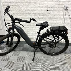 Ride1Up Electric Bike 700 Series Step Through Low Miles