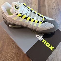 Nike AirMax 95 Neon Size 12.5