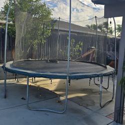 14' Trampoline