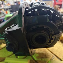 05-15 Toyota Tacoma TRD Off Road Front And Rear Differential Carrier Assembly