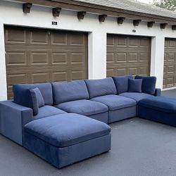 Sofa/Couch Sectional - 6 Pieces modular - Blue - Velvet - Delivery Available 🚛