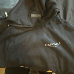 ESSENTIALS HOODIE