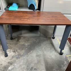 Mobile Work Table 