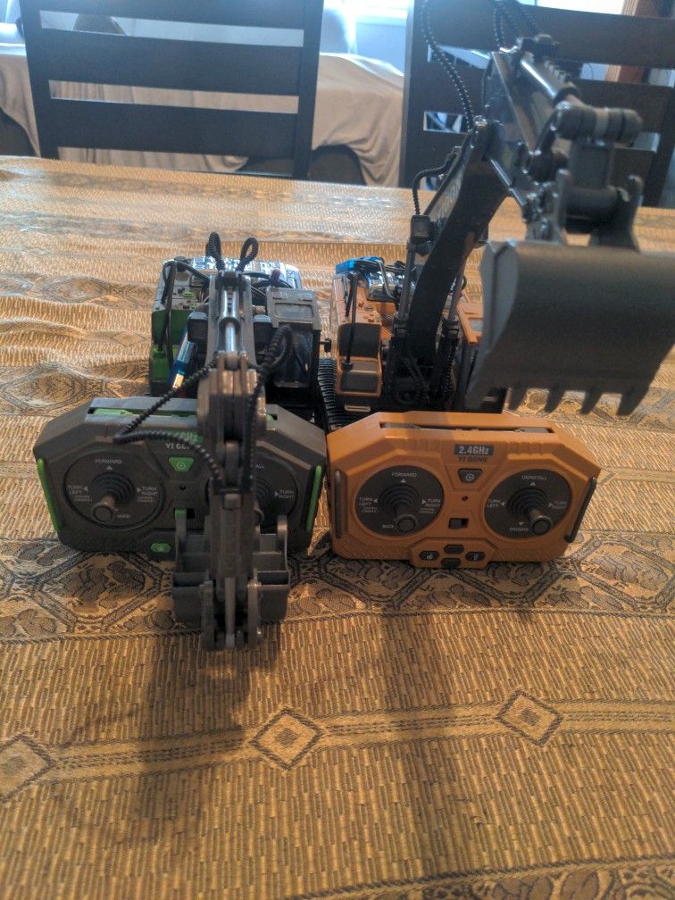 2 Remote Control Excavator Toy Used.