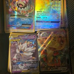 500+ Pokemon Cards 
