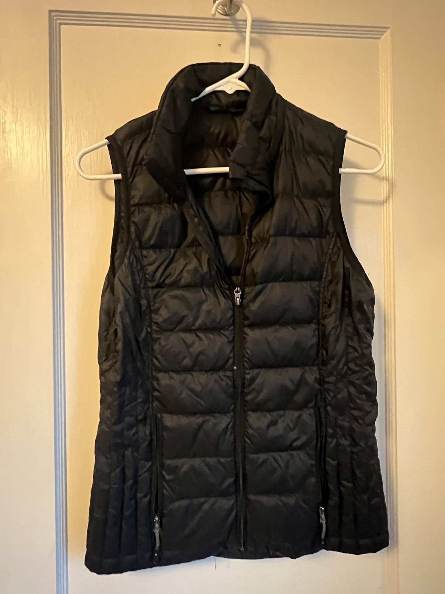 Puffer/Quilted Vest Size Small