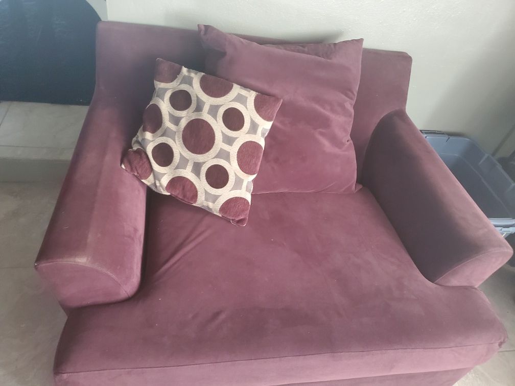 Free chair with two matching ottomans