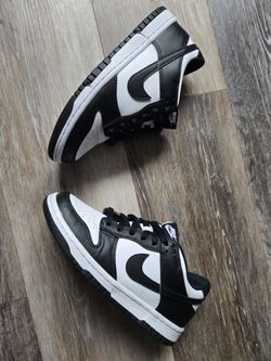 Nike Dunk low Sz 5y $40