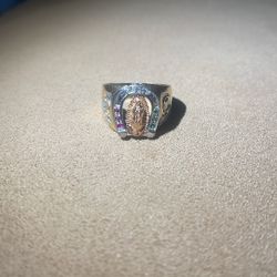 14k Gold Oro Ring 