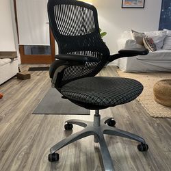 Knoll Generation Desk Chair (very premium)