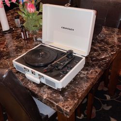 Crosley Cruiser Plus Vinyl Record Player with Speakers with wireless Bluetooth