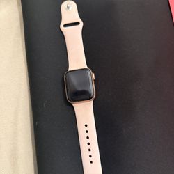 Series 6 Apple watch  40mm