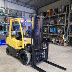 2015 Hyster 6000 lbs capacity forklift