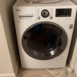 LG Front Load Washer / Dryer Combo