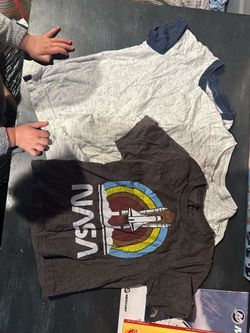 2T Boys Sweaters and T-Shirts