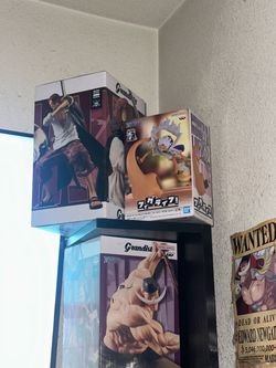 One Piece figurines