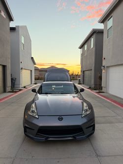 2014 370z ***Clean Title***