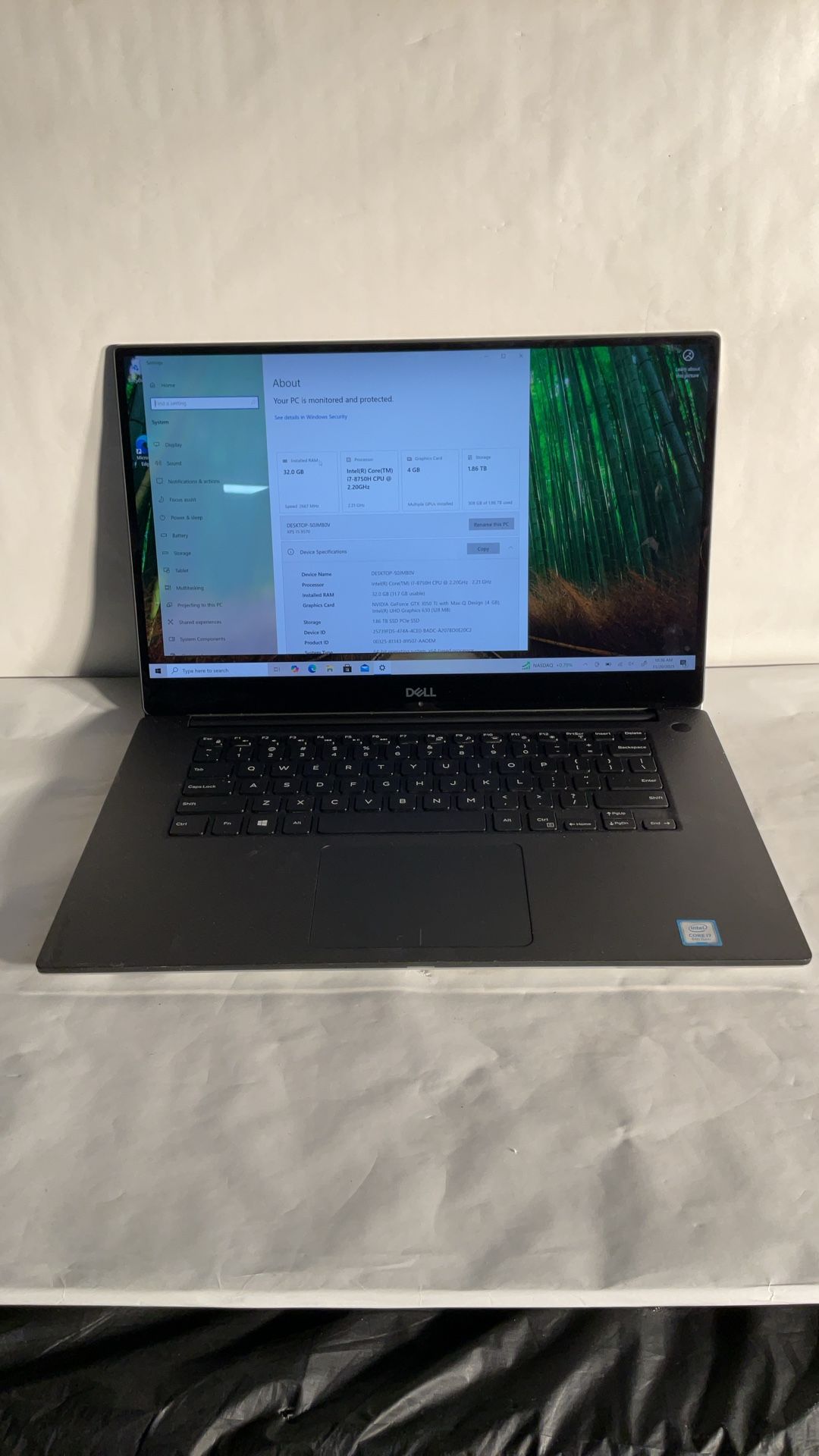 Dell XPS 15 Intel i7 Core GTX 1050 Ti Max Q