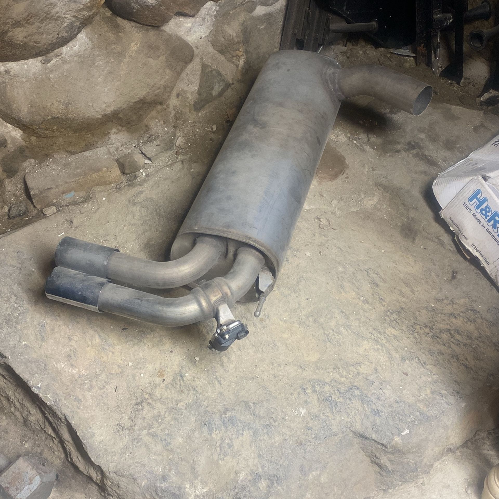 BMW 328i Muffler